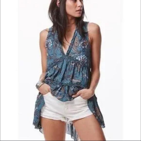Free People Floral Haze Hummingbird Turquoise Floral Tunic Top Size Small Boho - Picture 1 of 8